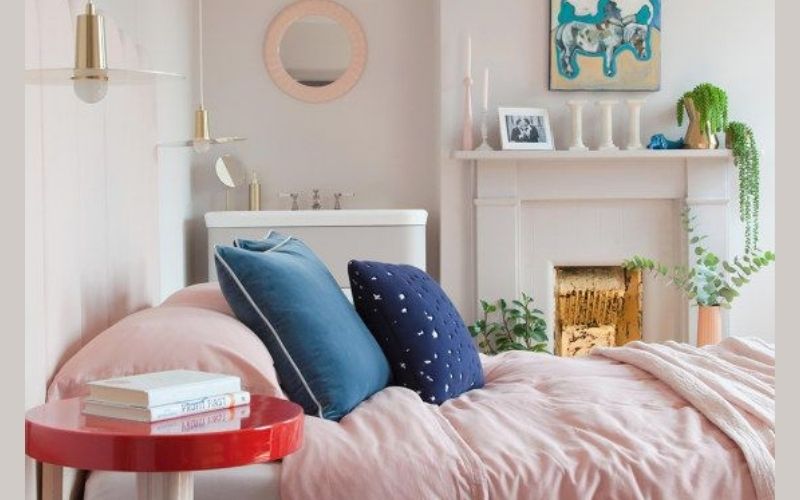 Cobalt and Pale Pink Bedroom Color