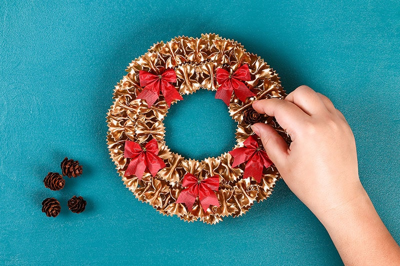 Design Your Own Christmas Wreath