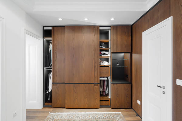 Hettich wardrobe for bedroom